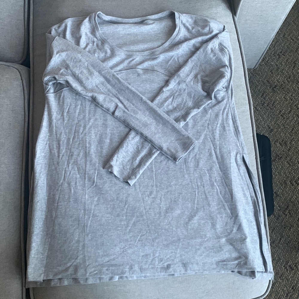 Lululemon grey long sleeve longer top